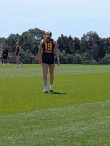 Bridie Hipwell #19 (Hawthorn), Laura Elliott #20 (Hawthorn)
