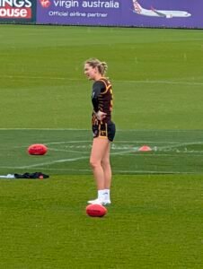 Lucy Wales #31 (Hawthorn)
